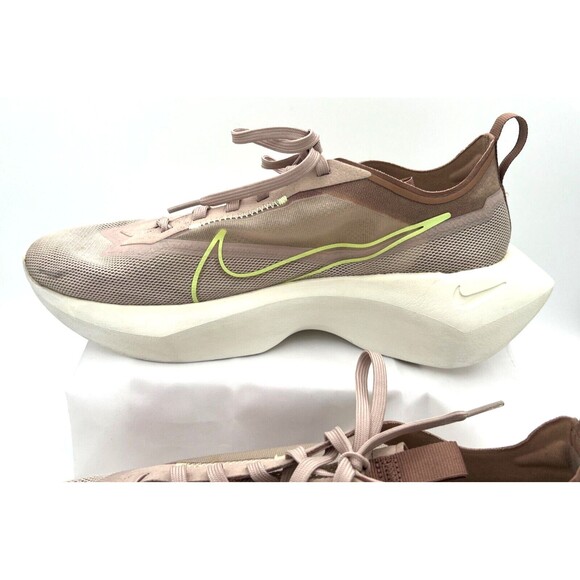 Nike VISTA LITE Running Sneakers Shoes C10905 200‎ Fossil Stone/Desert Dust 11 - Picture 2 of 16